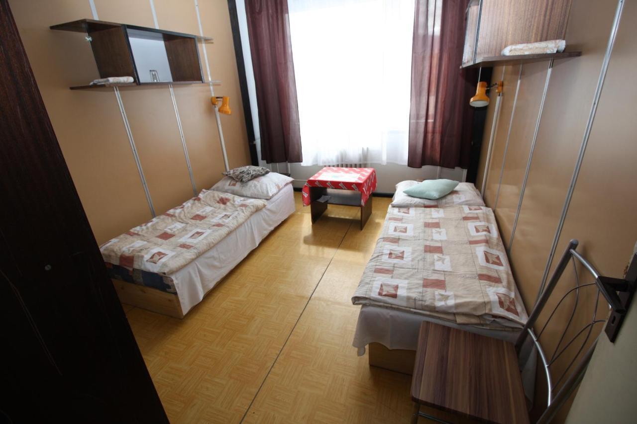 Garni Hotel Liptovsky Mikulas Bagian luar foto