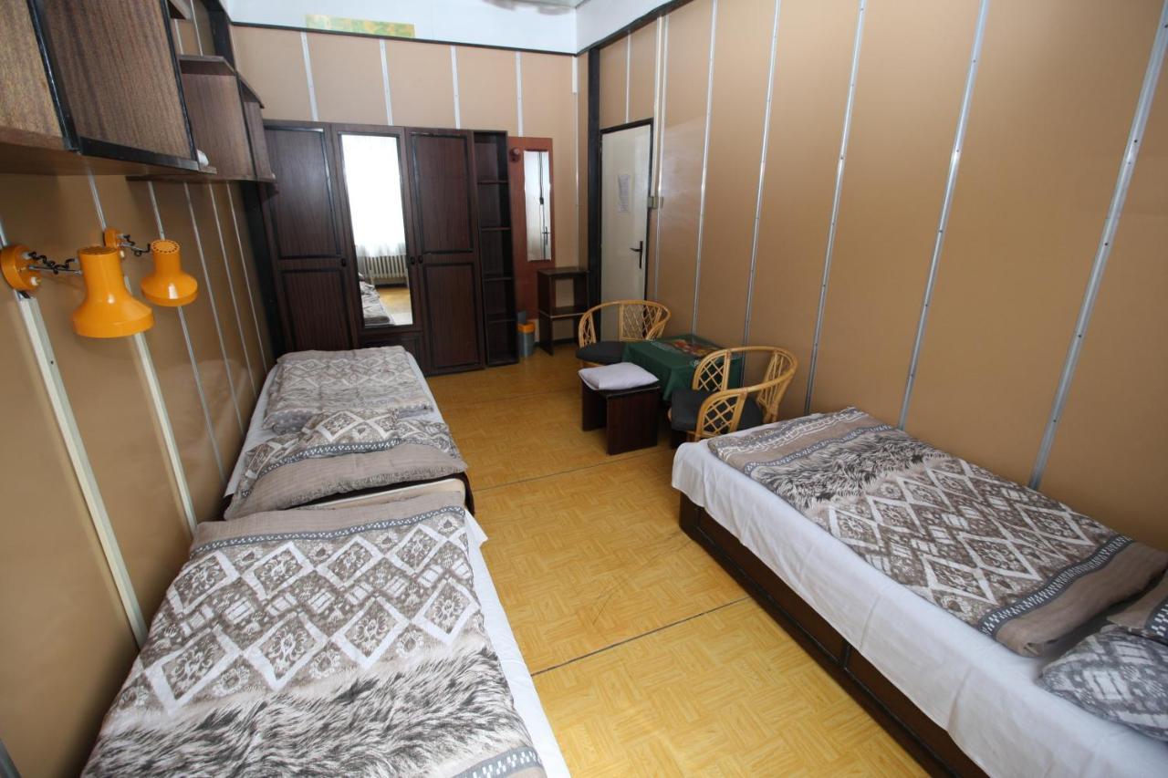 Garni Hotel Liptovsky Mikulas Bagian luar foto