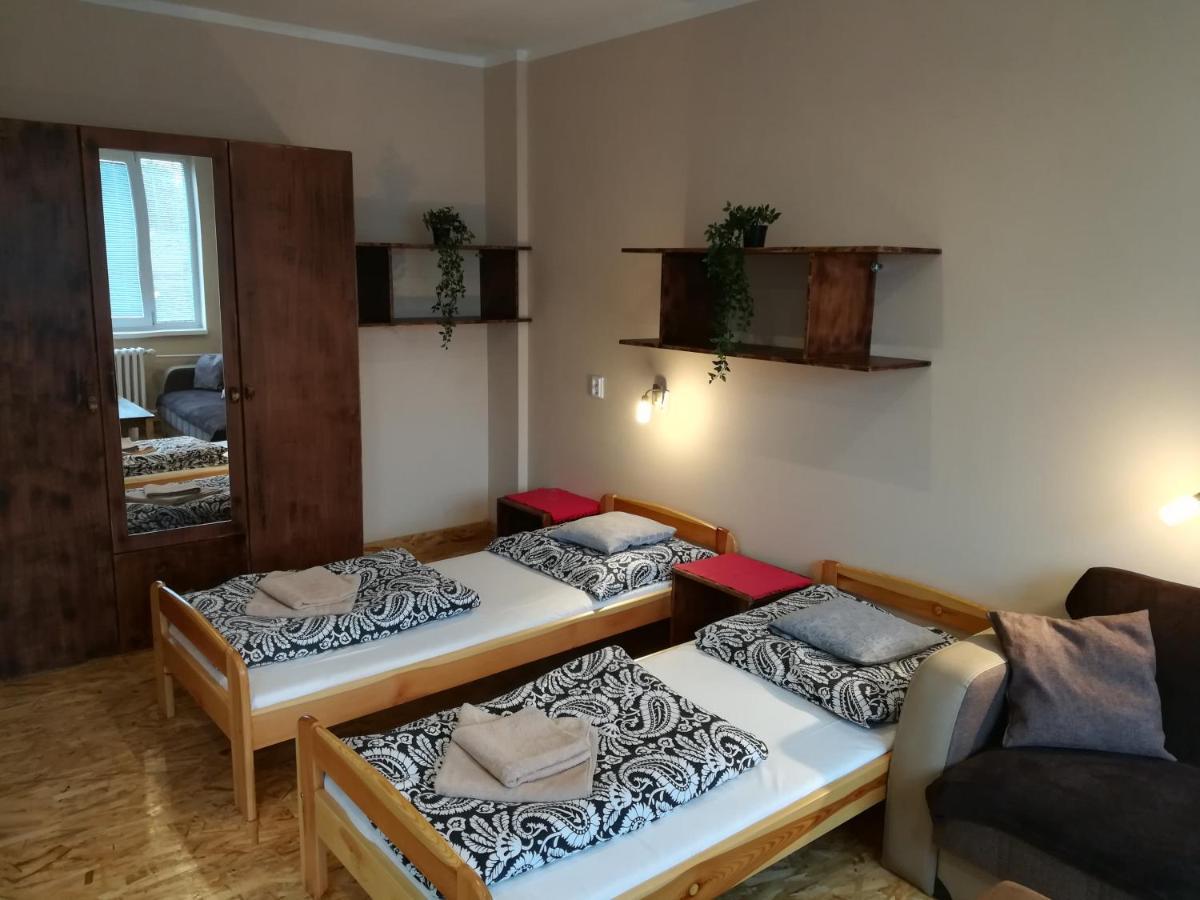 Garni Hotel Liptovsky Mikulas Bagian luar foto